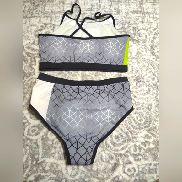 AS Rose Two PieceSwimsuits for Girls-Summer Beach Sports Bikini for Kids UPF50+ - Picture 3 of 7